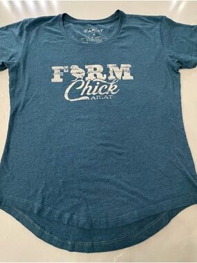 Ariat Blue 'Farm Chick' Short Sleeve Graphic Tee, M